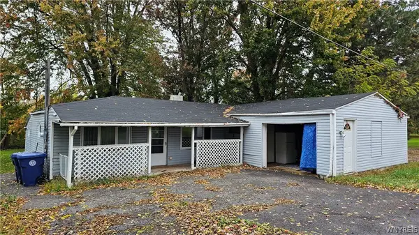 4687 E Lake Road, Wilson, NY 14172