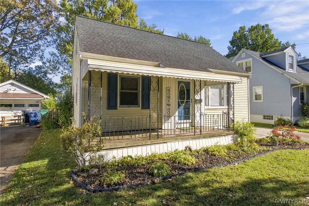 635 74th Street, Niagara Falls, NY 14304 - #1