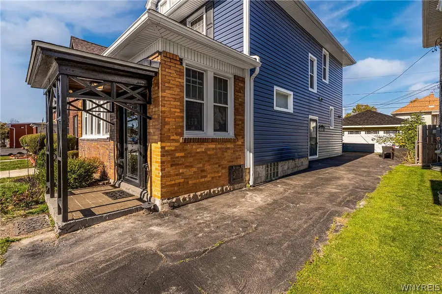 16 Columbia Boulevard, Buffalo, NY 14217 - #3