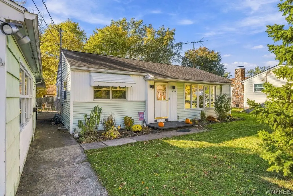 6196 Wright Place, Hamburg, NY 14075 - #1