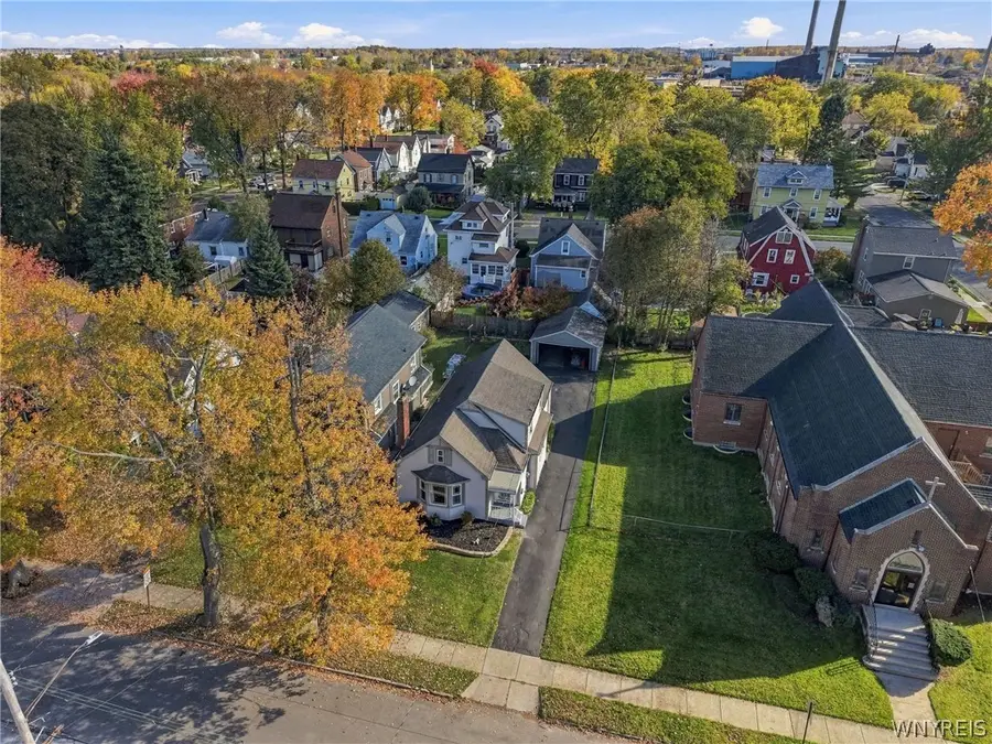 4015 Mckoon Avenue, Niagara Falls, NY 14305 - #3