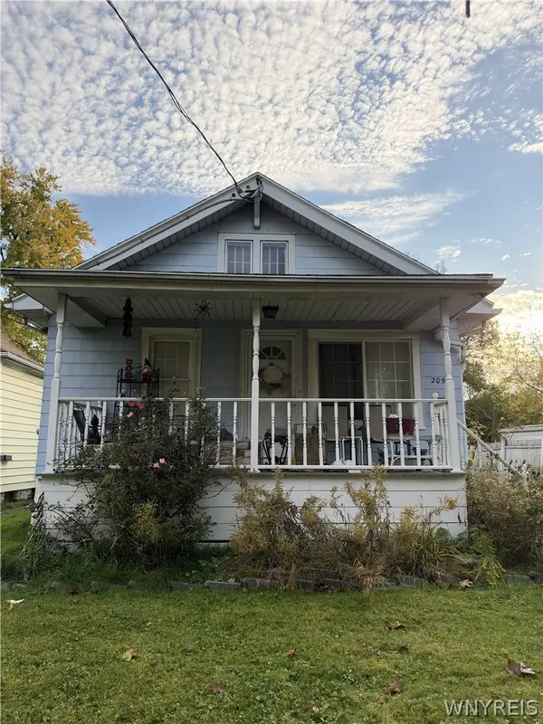 209 65th Street, Niagara Falls, NY 14304