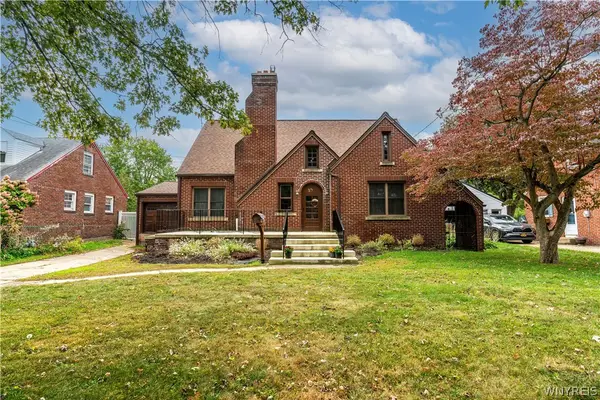 25 Sunset Road, Buffalo, NY 14227