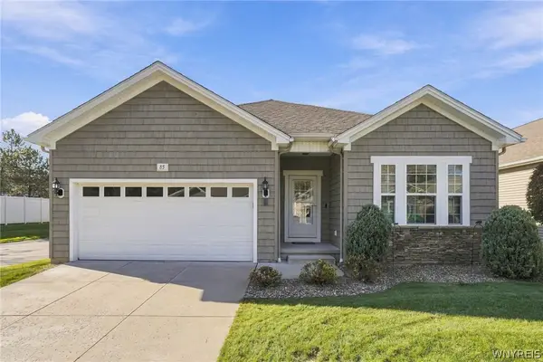 85 Holloway Creek Lane, Buffalo, NY 14228