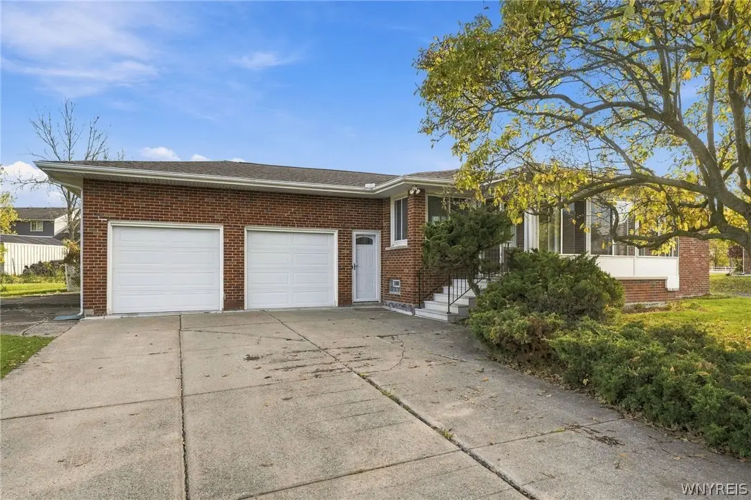 1608 Orchard Park Road, Buffalo, NY 14224 - #1