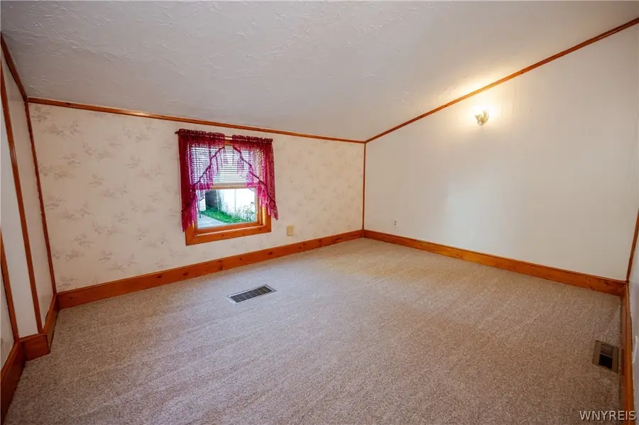 154 Ladner Avenue, Buffalo, NY 14220 - #2