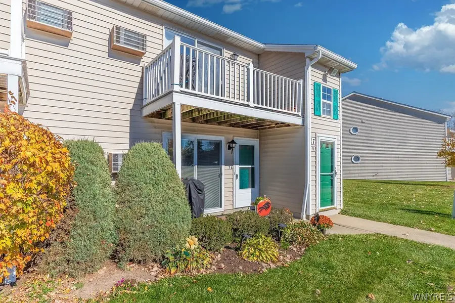 7 Sunmist Sq #A, Amherst, NY 14228 - #2