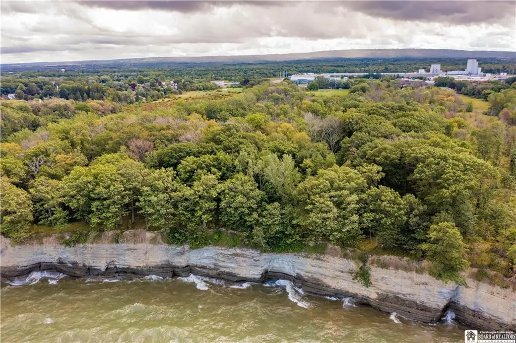 468 Lake Shore Drive E, Dunkirk, NY 14048 - Image #1