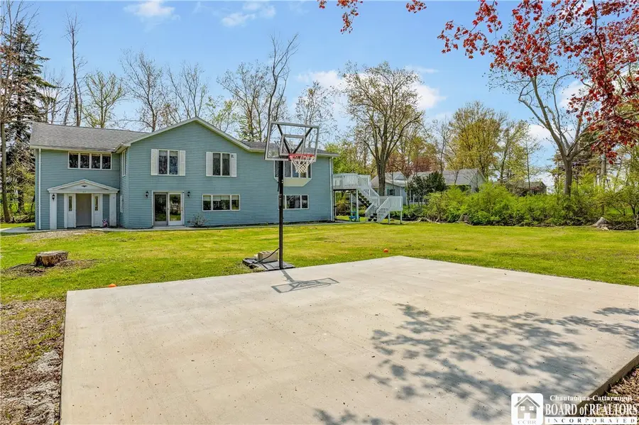 35 Crooked Brook Drive, Dunkirk, NY 14048 - Image #2