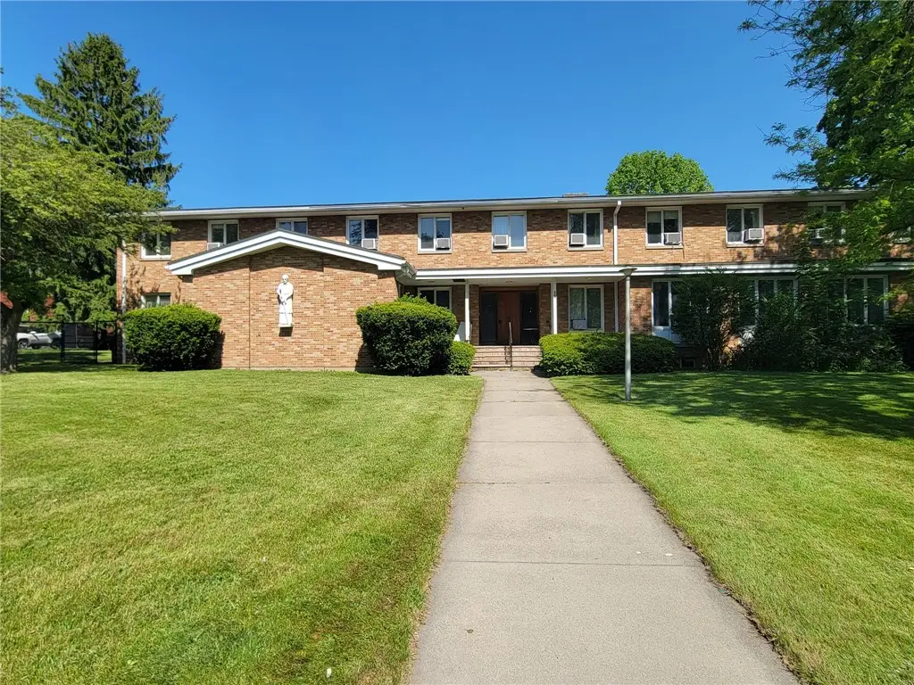 10 S Lewis Street, Auburn, NY 13021 - Image #1