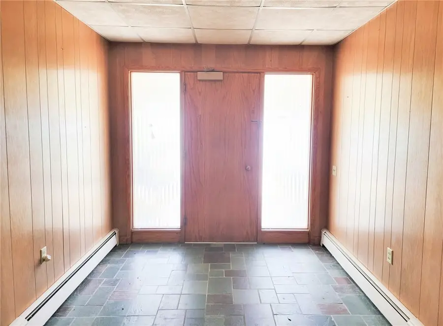 10 S Lewis Street, Auburn, NY 13021 - Image #2