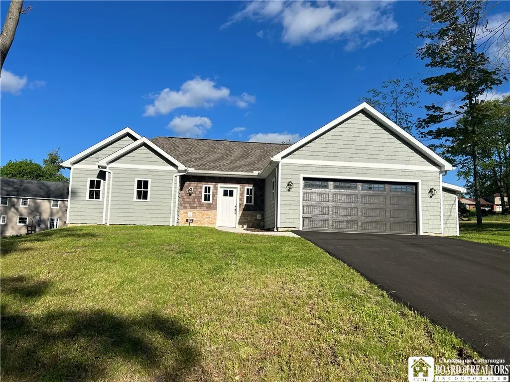 113 Warwick Road, Jamestown, NY 14701 - Image #1