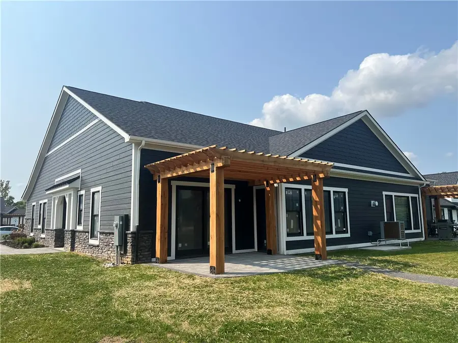 326 Charles Herrmann Way, Penn Yan, NY 14527 - Image #3