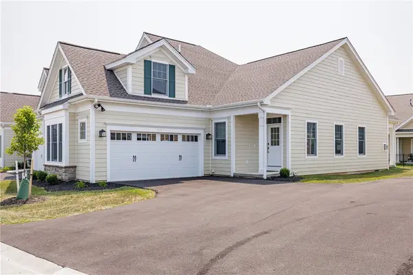 239 Bretlyn Circle, Rochester, NY 14618