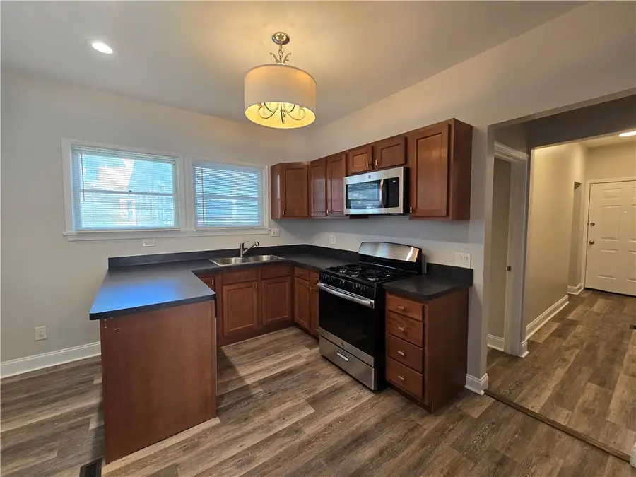 47 Bowman Street, Rochester, NY 14609 - Image #2