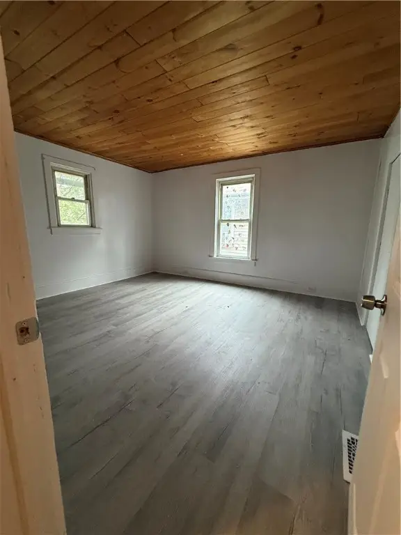 307 W Hudson Street, Elmira, NY 14904 - Image #2