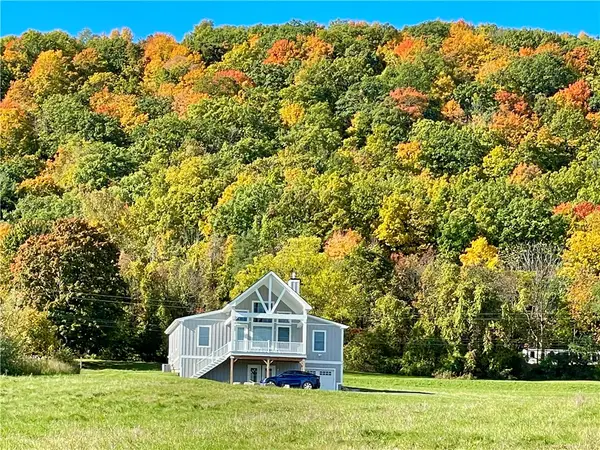 6731 County Road 12 Road, Naples, NY 14512