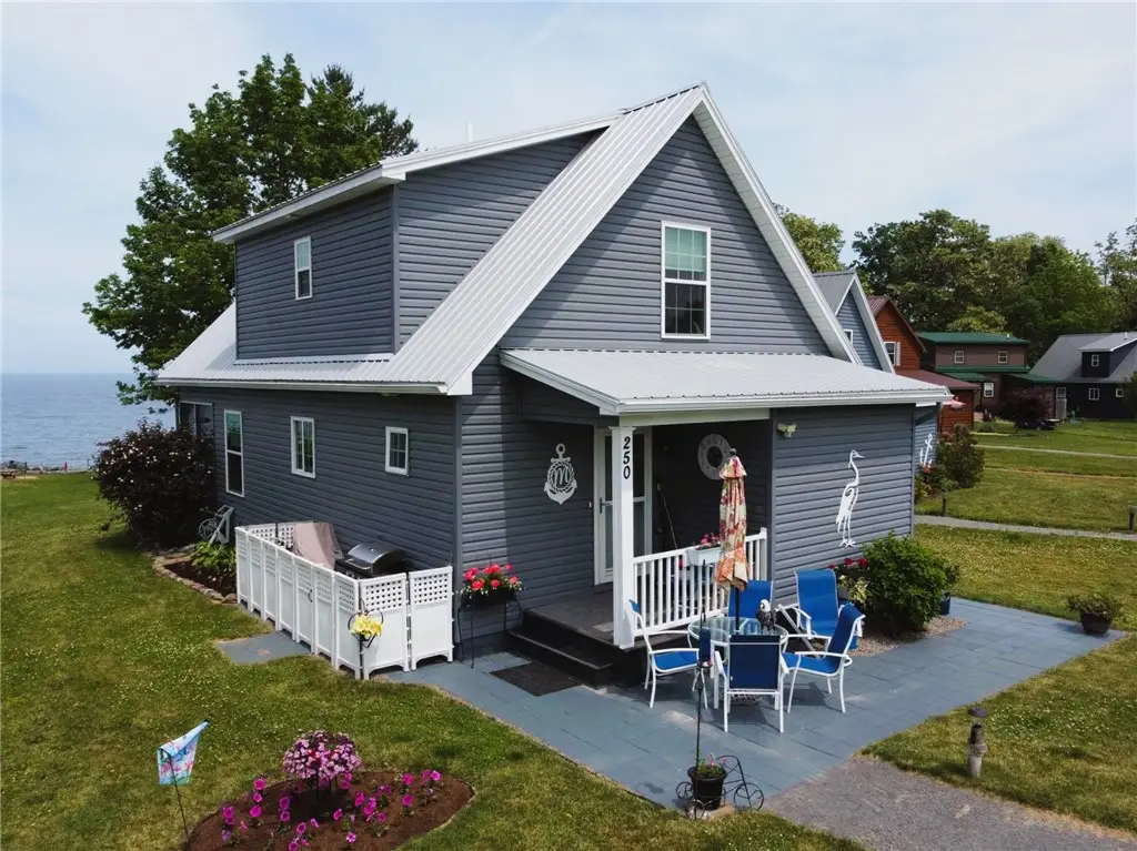 250 Danielle Lane, Hamlin, NY 14464 - Image #1