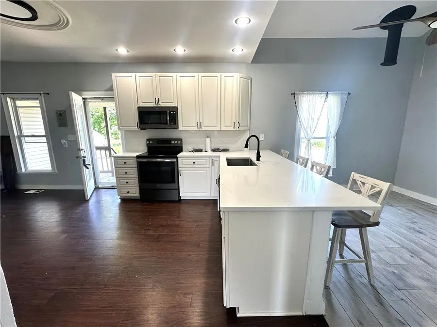 14918 Lakeshore Road, Kent, NY 14477 - Image #3