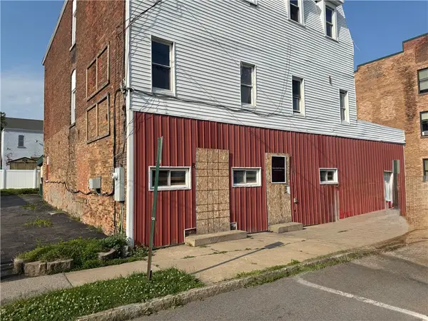 78 Water Street, Lyons, NY 14489