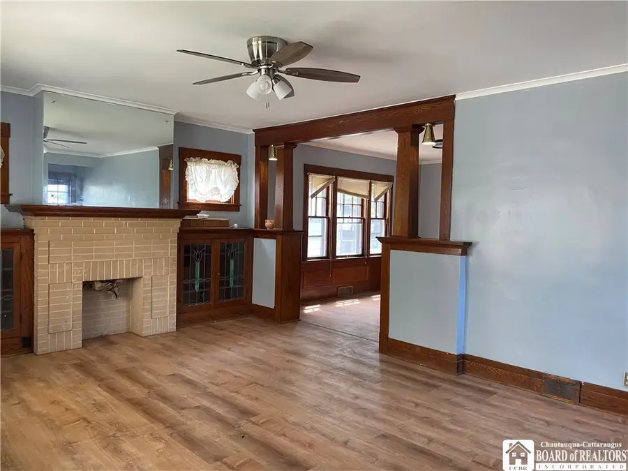 2747 S South Park Avenue, Lackawanna, NY 14218 - Image #2