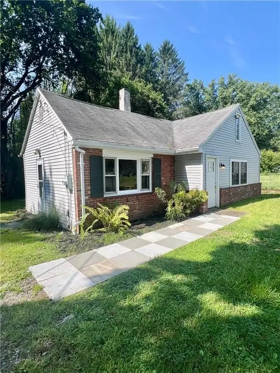 375 W Whitney Road, Penfield, NY 14526 - Image #2