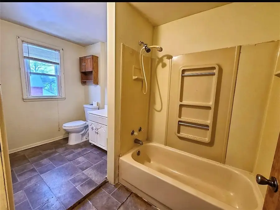 460 W 3rd Street, Elmira, NY 14901 - Image #2