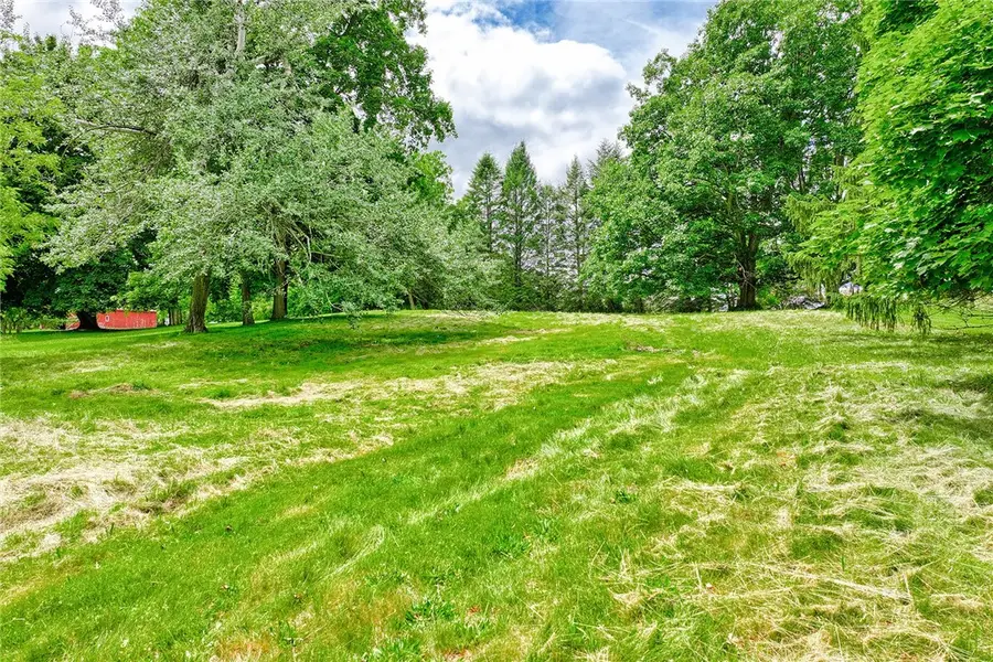 1895 Turk Hill Road, Fairport, NY 14450 - Image #2