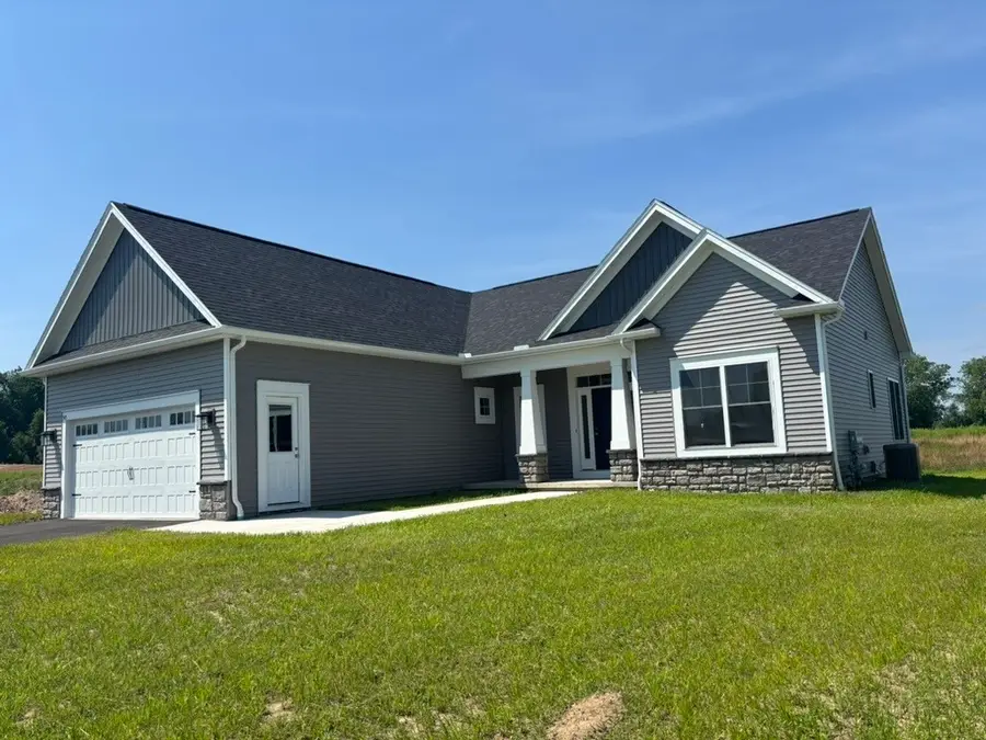 545 Arrowwood Trail, Webster, NY 14580 - Image #2