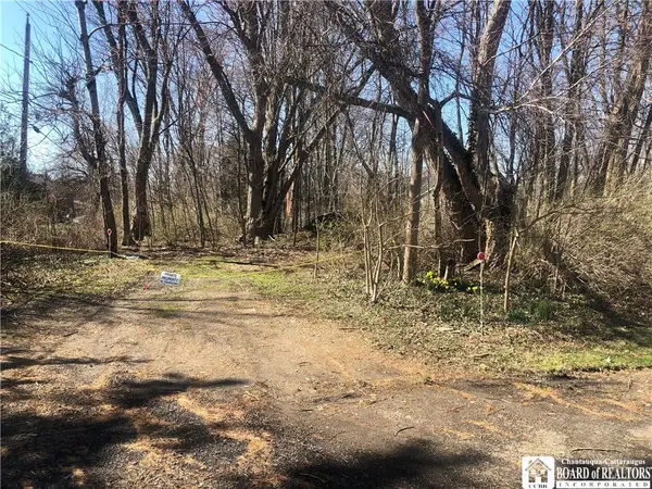 00 Middlesex Drive, Fredonia, NY 14063