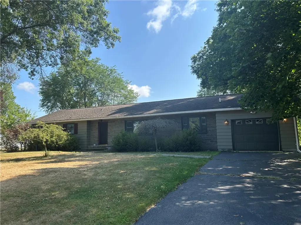 33 Suburban Drive, Elmira, NY 14903 - Image #1