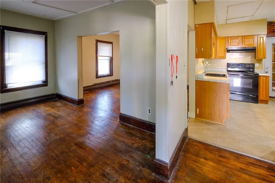 374 Pennsylvania Avenue, Elmira, NY 14904 - Image #3