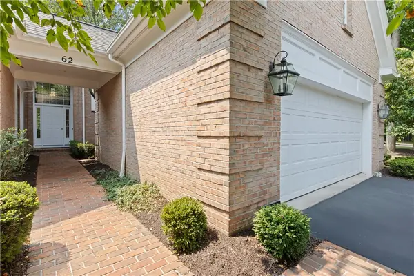 62 Woodbury Place, Rochester, NY 14618