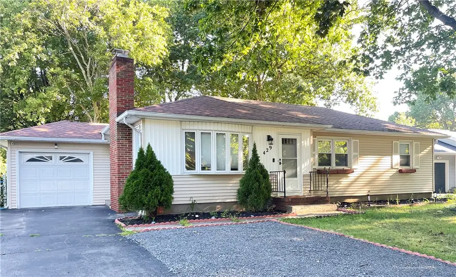 429 Brookview Drive, Rochester, NY 14617 - Image #3