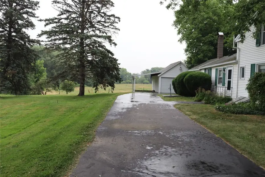 380 N Greece Road, Hilton, NY 14468 - Image #2