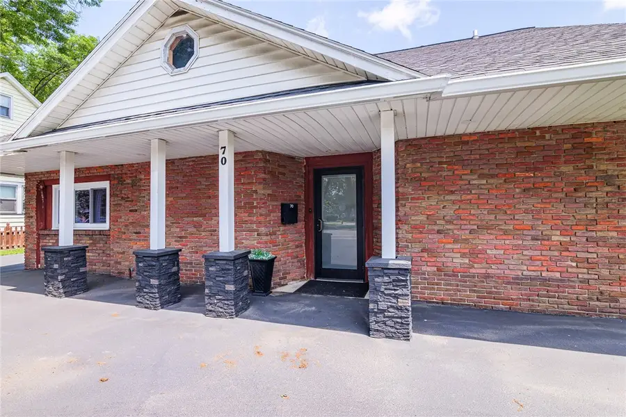 70 Cooper Road, Rochester, NY 14617 - Image #2