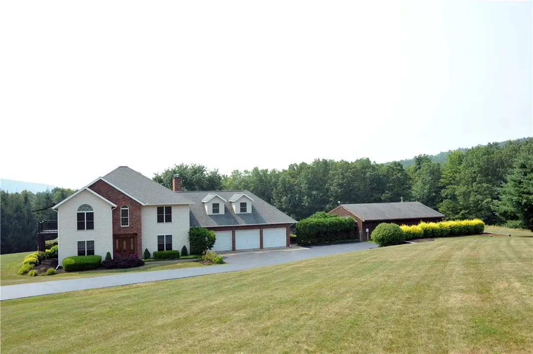 111 Que Vista West Drive, Horseheads, NY 14845 - Image #1