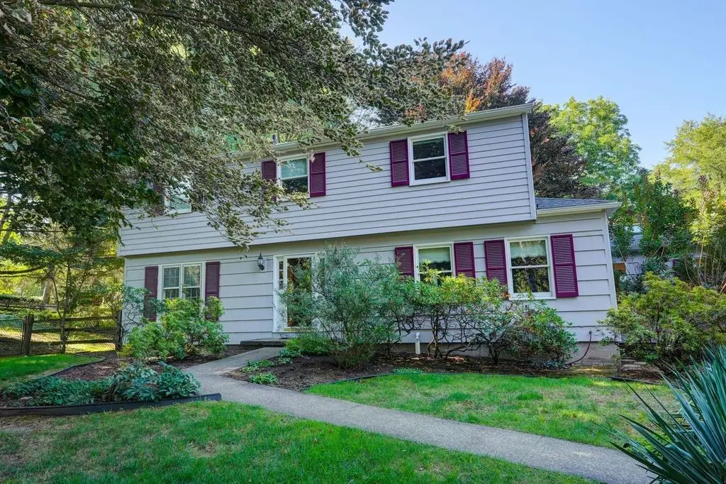 38 Green Valley Road, Pittsford, NY 14534 - Image #1