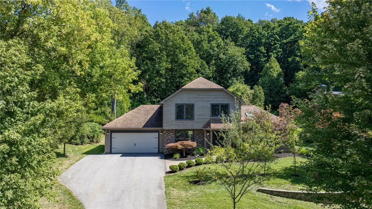 14 Whittlers Ridge, Pittsford, NY 14534 - Image #1