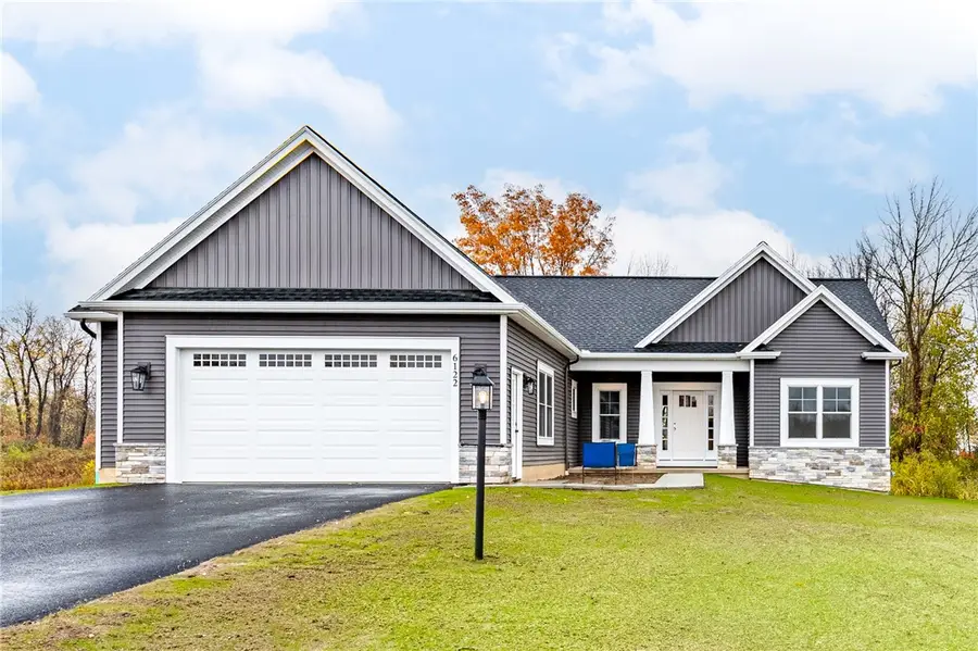 6122 Villa Fina Drive, Ontario, NY 14519 - Image #2