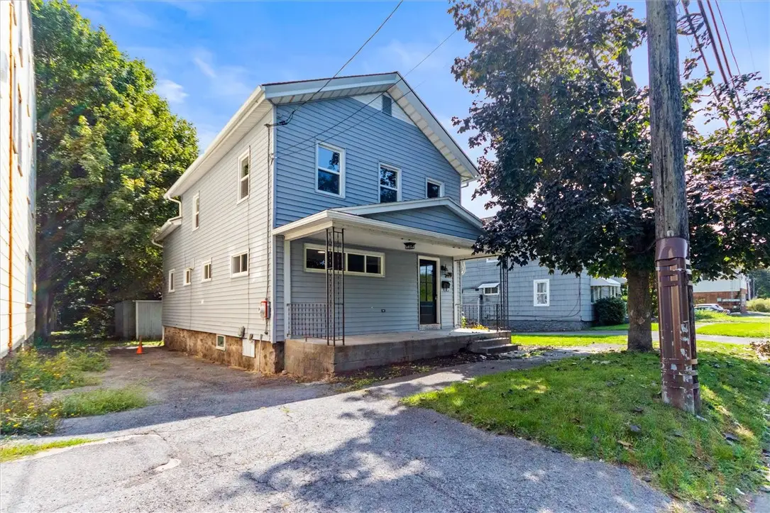 121 Geneva St, Lyons, NY 14489 - Image #1