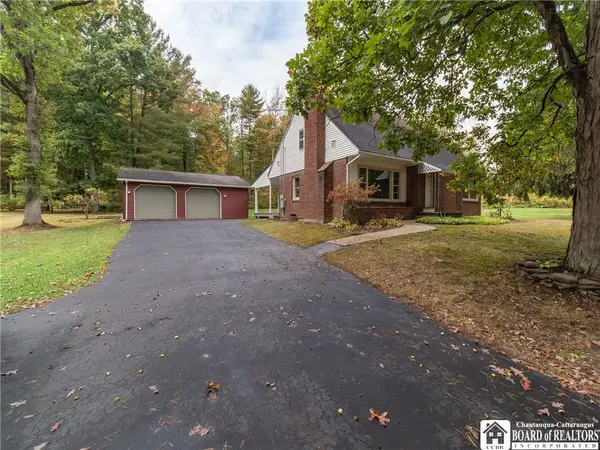 1649 Manchester Road, Jamestown, NY 14701