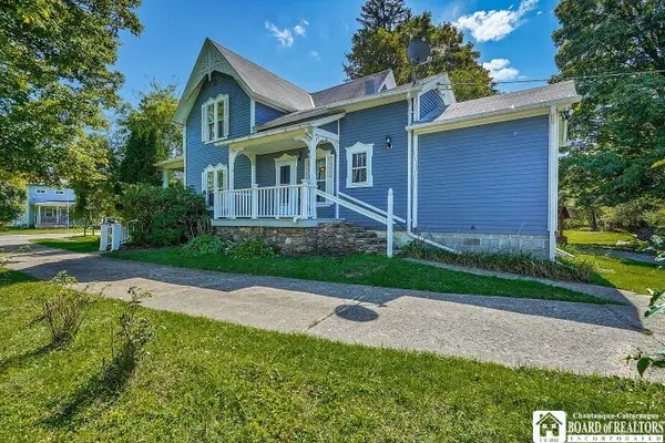 40 Pennsylvania Avenue, Friendship, NY 14739