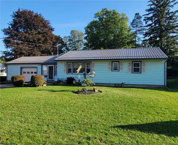 148 Landon Ave, Newark, NY 14513