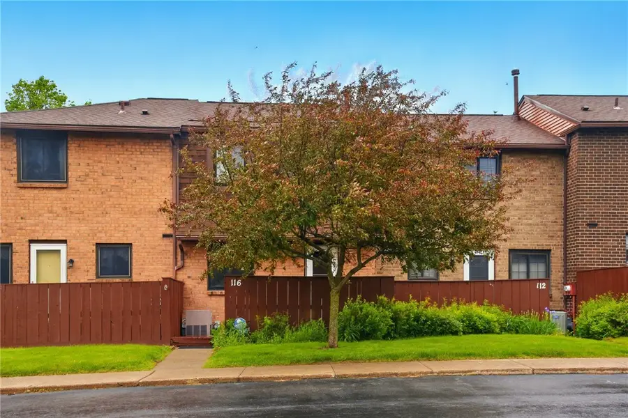 116 Surrey Hill Way, Rochester, NY 14623 - Image #2