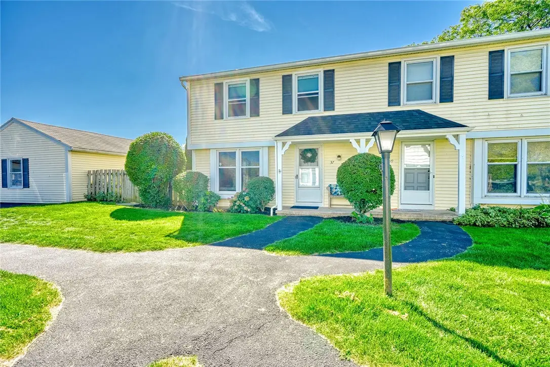 37 Springwood Drive, Webster, NY 14580 - Image #1