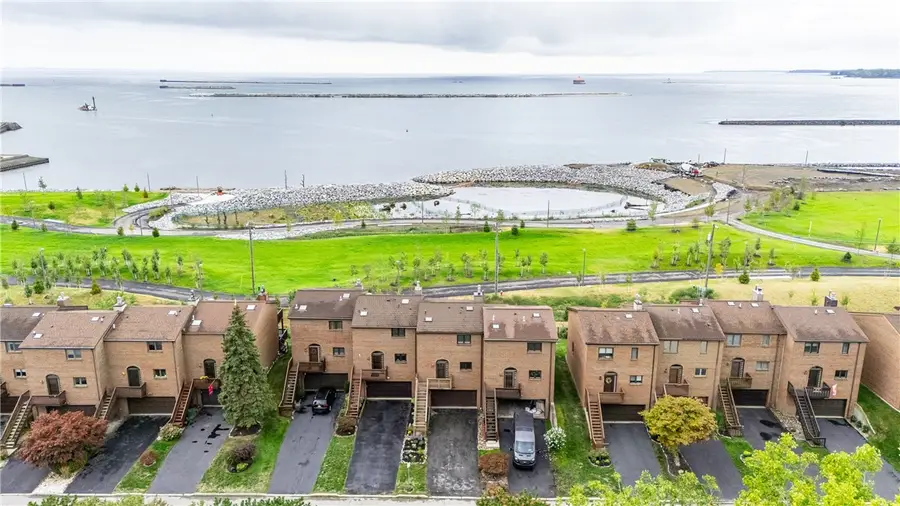 398 Lakefront Boulevard, Buffalo, NY 14202 - Image #2