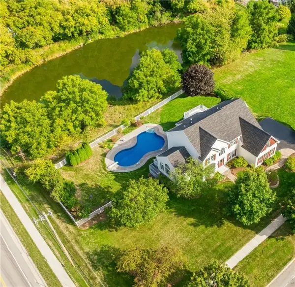 2 Hamilton Road, Fairport, NY 14450