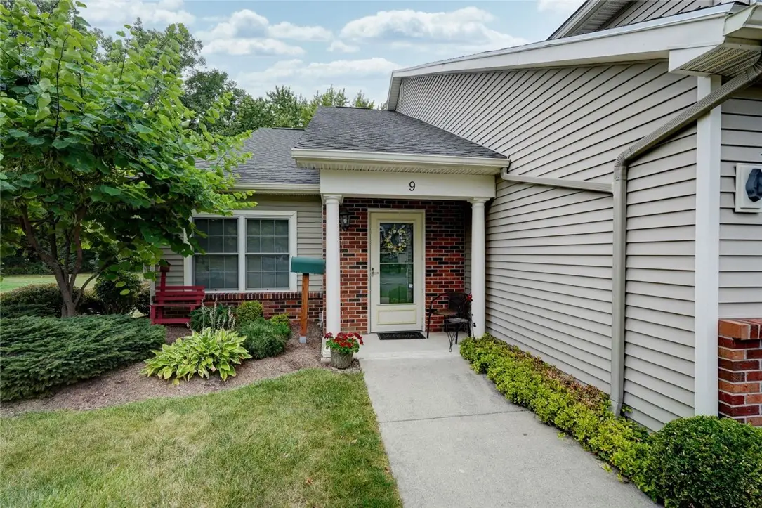 9 Cloister Lane, Webster, NY 14580 - Image #1