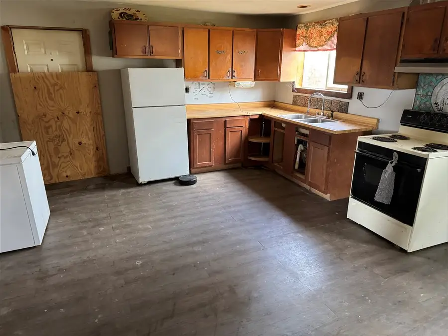 7 Baker Street, Andover, NY 14806 - Image #3